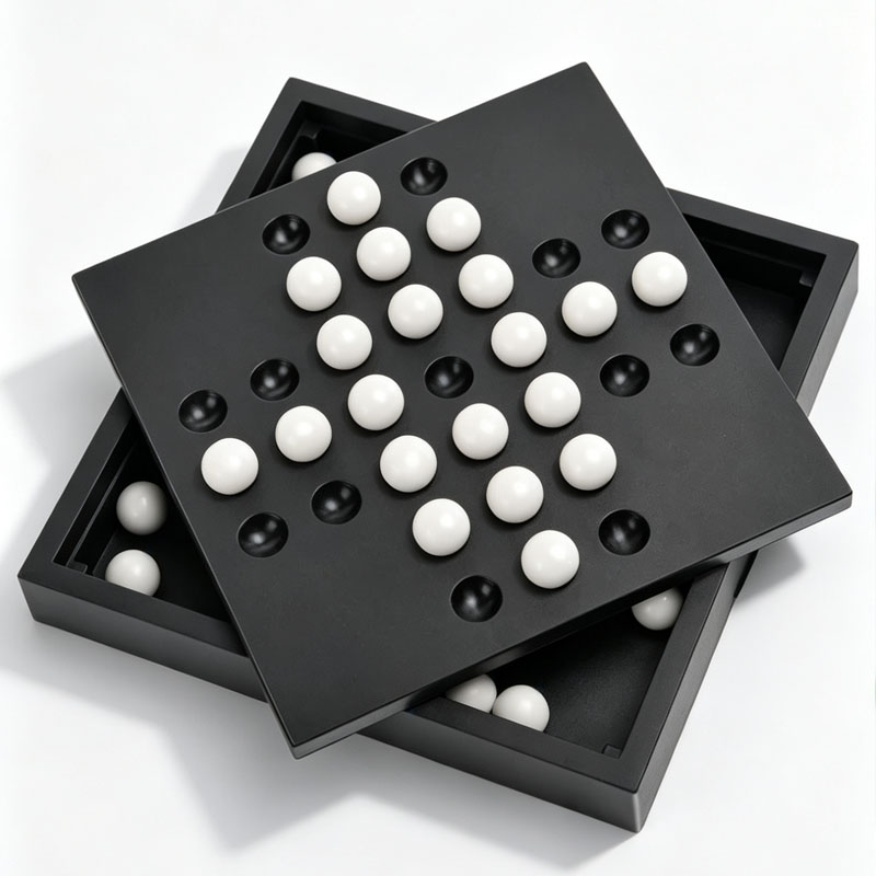 Strategy Board Game - Avrupa Klasik Tekli Satranç Peg Solitaire